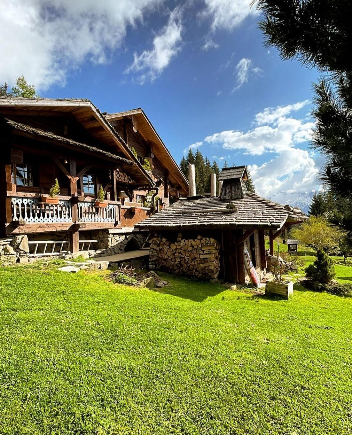 La Ferme Des Vonezins Thônes Exterior foto